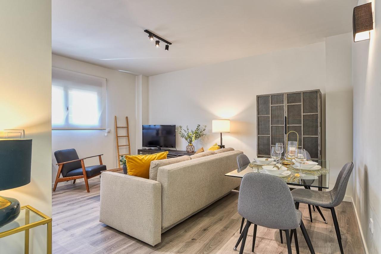 Ab Vialia Estacion Suitemalaga - Parking 외부 사진